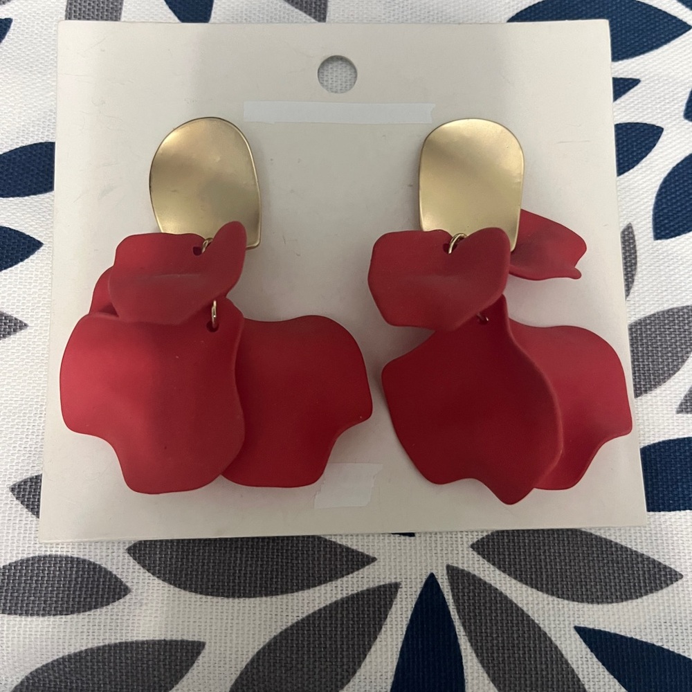 Elegant Red and Gold Floral Earrings